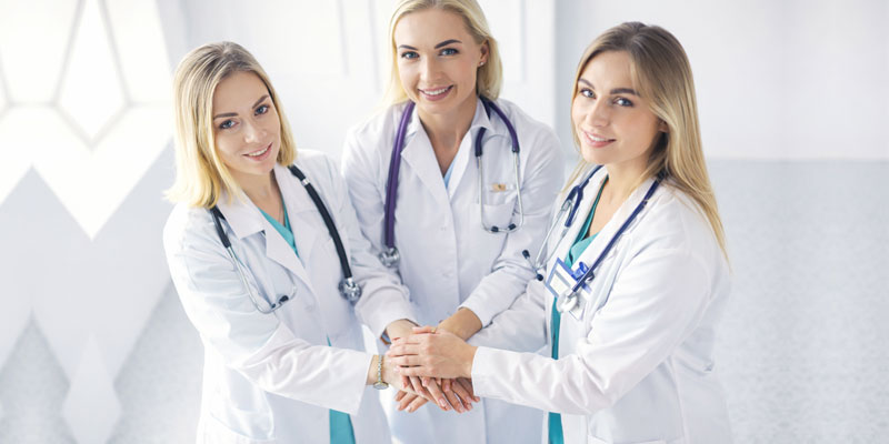 physiciansbonitasprings.com